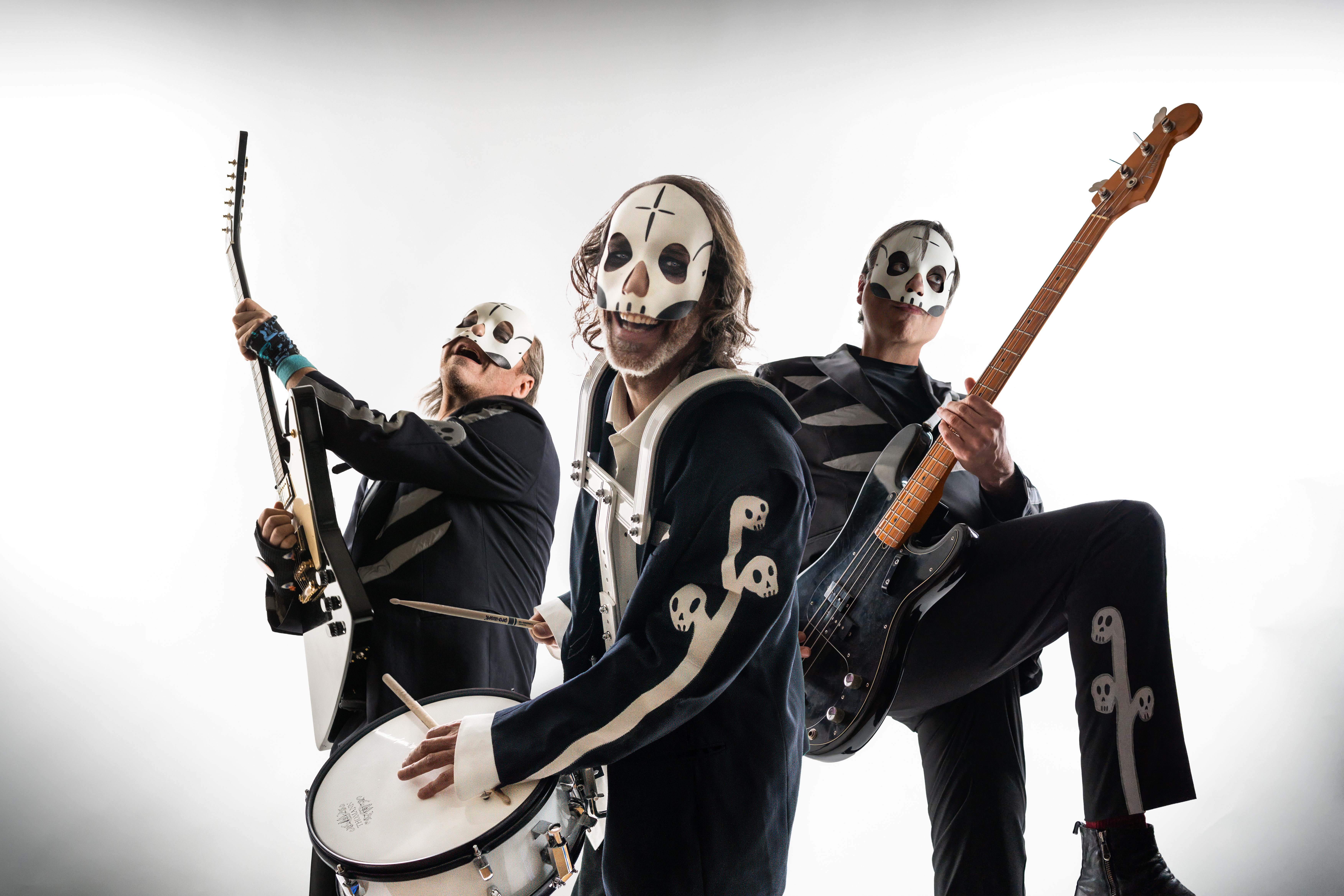 Tre allegri ragazzi morti